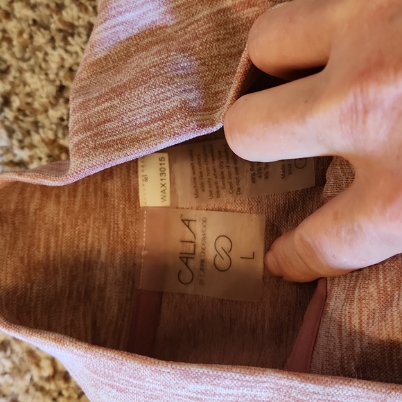 Calia - Picture 4 of 5